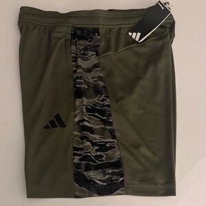 Adidas Shorts Camo Mens Medium Zip Pockets Training